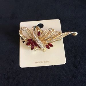 NWT Odes Red and Gold Brooch